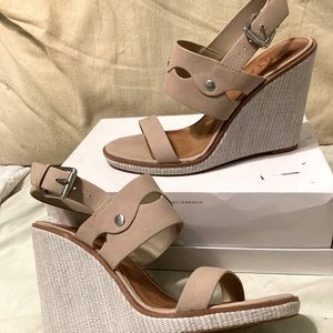 Dressy espadrilles with silver details 4’ heel